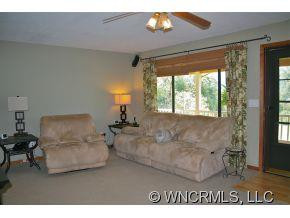 303 Mount Valley Rd - Photo 5
