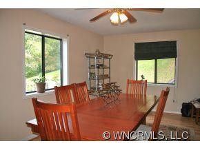 303 Mount Valley Rd - Photo 9
