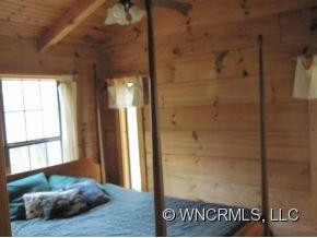 77 Thornton - Photo 13
