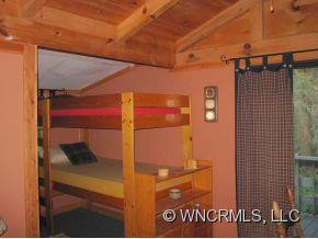 77 Thornton - Photo 17