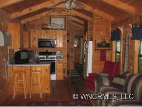 77 Thornton - Photo 8