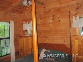 77 Thornton - Photo 9