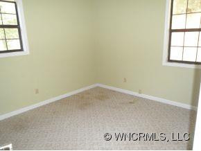 22 Jannarone Drive - Photo 5
