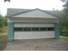 2098 Freemantown Road - Photo 3