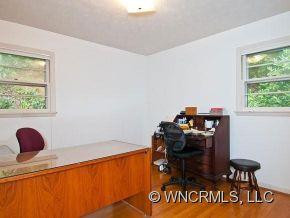  - Photo 5