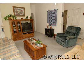 131 Dahlia Lane - Photo 2