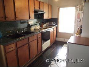 54 Madeline Avenue - Photo 3