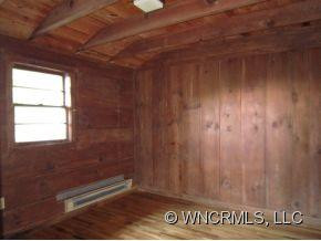 3995 Hemphill Road - Photo 11