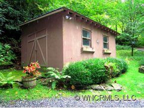 3995 Hemphill Road - Photo 19