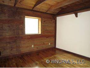 3995 Hemphill Road - Photo 10