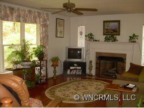 11 Meadowview Terrace - Photo 2