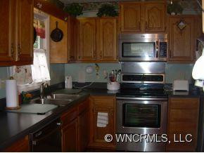 11 Meadowview Terrace - Photo 3