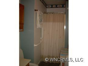 11 Meadowview Terrace - Photo 9