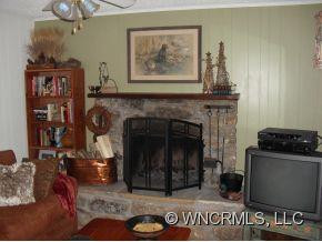 122 Orchard Drive - Photo 4