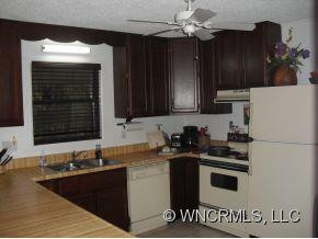 122 Orchard Drive - Photo 6