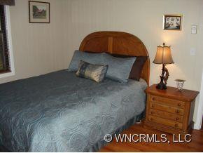122 Orchard Drive - Photo 9