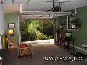 122 Orchard Drive - Photo 10