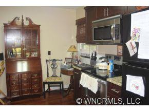 17 Barnard Avenue - Photo 5