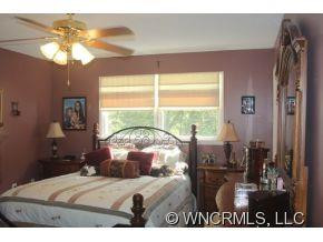 564 Woodhaven - Photo 7