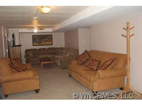 564 Woodhaven - Photo 8