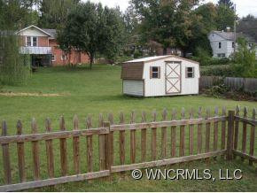 9 Winston Avenue - Photo 2