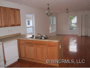 309&311 Killian - Photo 6