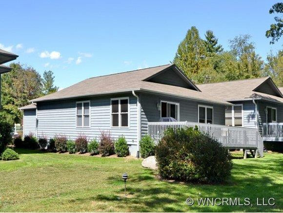 17 SOUTHERN FAIRWAY CT.