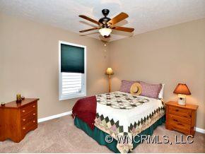 17 SOUTHERN FAIRWAY CT. - Photo 8