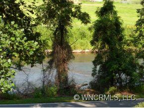 19 Yorkshire Dr - Photo 2