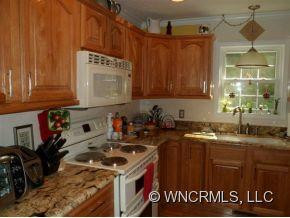 19 Yorkshire Dr - Photo 7