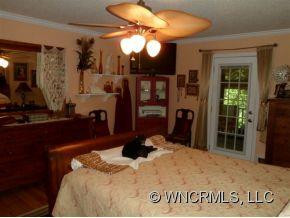 19 Yorkshire Dr - Photo 8