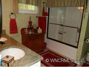 19 Yorkshire Dr - Photo 9