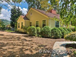 115 Lakeshore Drive - Photo 12