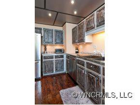 115 Lakeshore Drive - Photo 18
