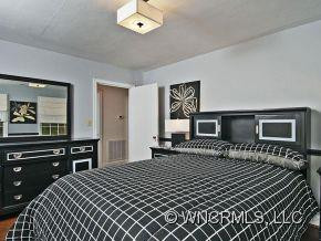 115 Lakeshore Drive - Photo 6