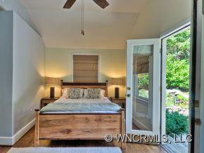 115 Lakeshore Drive - Photo 8