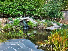 115 Lakeshore Drive - Photo 9