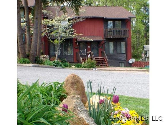 63 Shepard Square