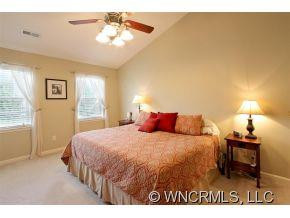 31 Rolling Meadow Road - Photo 6