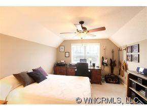 31 Rolling Meadow Road - Photo 10