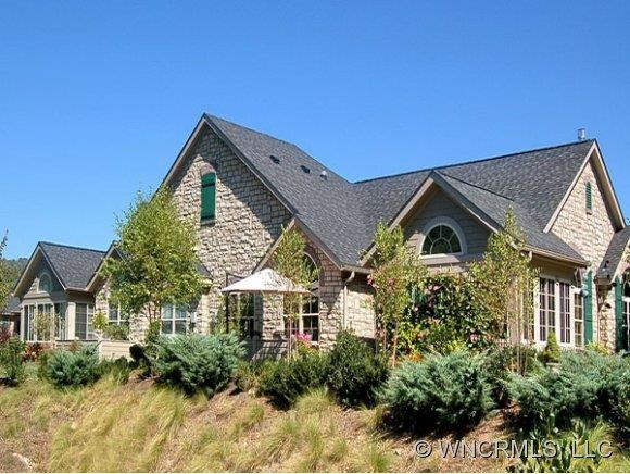 4 MOUNTAIN MEADOW CIRCLE