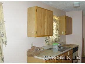 171 Wyatt - Photo 4