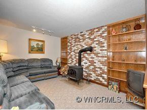 83 Cozy Mountain Lane - Photo 15