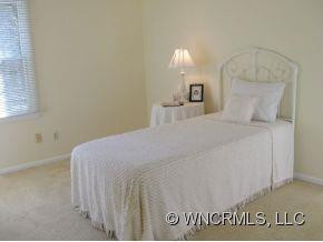 1072 Maplewood Court - Photo 11
