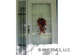 1072 Maplewood Court - Photo 12