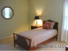 1072 Maplewood Court - Photo 9
