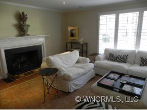 20 Hilltop Road - Photo 2