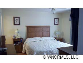105 Largo - Photo 9