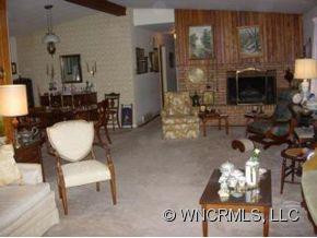 10 WOODCREST ROAD - Photo 2