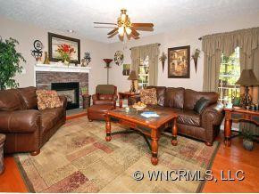 129 Springside Drive - Photo 3